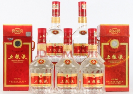 国窖1573和五粮液千元级别白酒哪个更好喝？绥化回收行情价格多少钱？