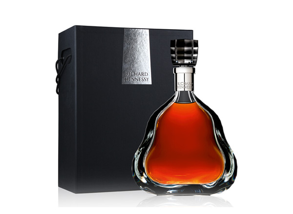 绥化收购轩尼诗李察XO回收Hennessy洋酒干邑白兰地700ml